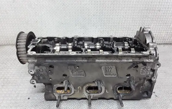 Audi Q7 4L Engine head 0593AL