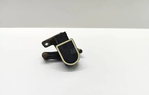BMW 5 F10 F11 Rear air suspension level height sensor 6752797 675279702 37146752797