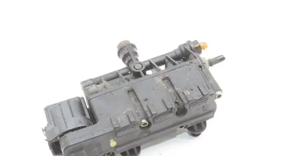 Land Rover Range Rover Sport L320 Air suspension control unit module (rear) RVH000095
