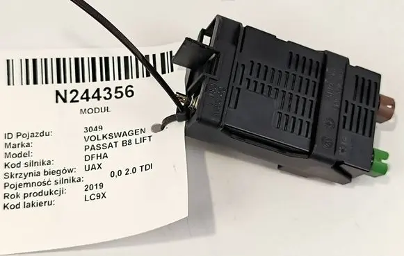 Volkswagen PASSAT B8 Central body control module 3G5035953