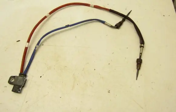 Dacia Sandero III Exhaust gas temperature sensor 226581040R