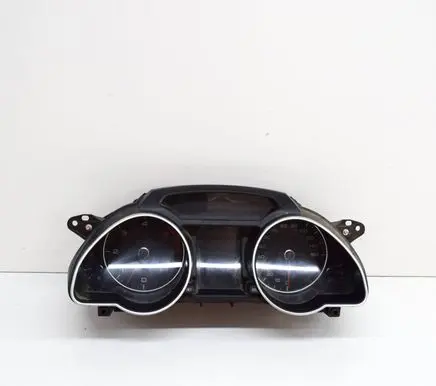 Audi A5 8T 8F Speedometer (instrument cluster) 8T0920983M