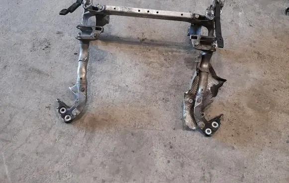 Audi Q5 SQ5 Front subframe 8R0399315G