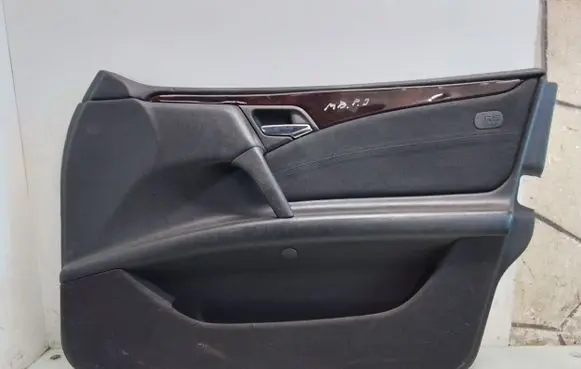 Mercedes-Benz E W210 Front door card panel trim
