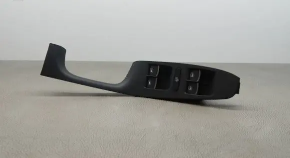 Volkswagen Jetta VI Electric window control switch 5K4959857A