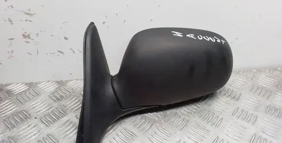 Hyundai Accent Front door electric wing mirror 02206