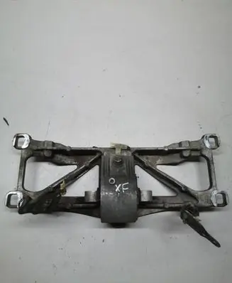 Jaguar XF X250 Gearbox mounting bracket 4R835060AD