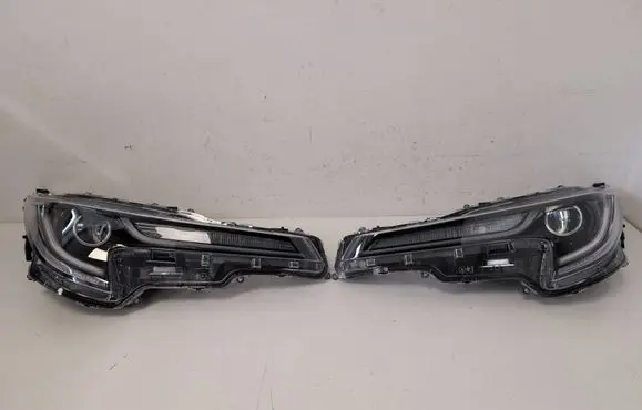 Toyota Corolla E210 E21 Headlights/headlamps set 8111002S70 90119225 8115002S70