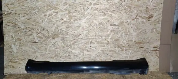 Lexus SC 430 Sill