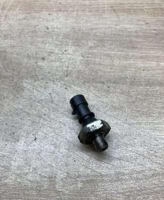 Chevrolet Cruze Oil pressure sensor 55354325