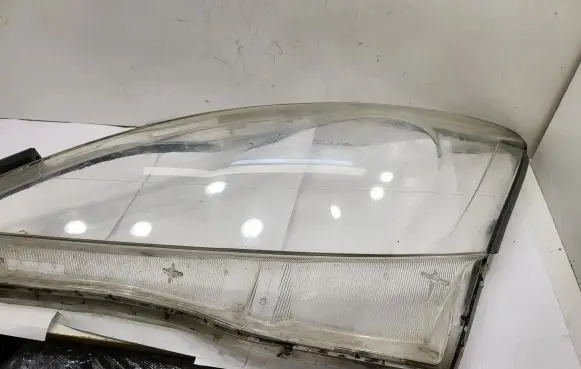 Lexus IS 220D-250-350 Headlight lense 