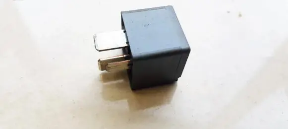 Ford Mondeo Mk III Other relay F80B14B192AA F80B-14B192-AA