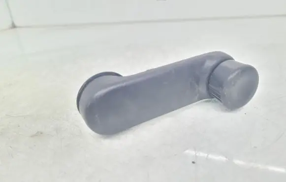 Opel Vivaro Front door window winding handle 7700811387