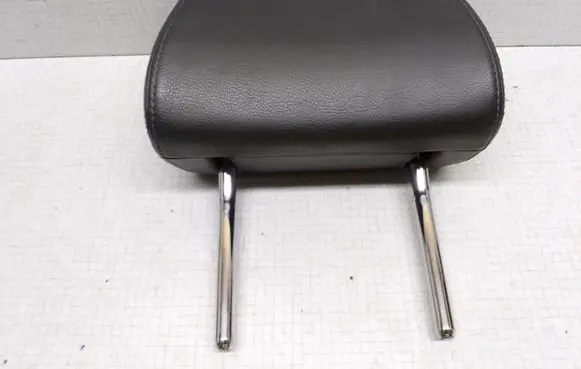 Opel Vectra C Front seat headrest 