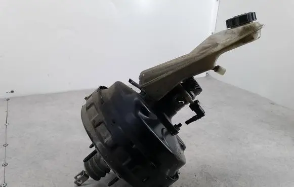 Ford Mondeo MK IV Brake booster 7G912B195AE