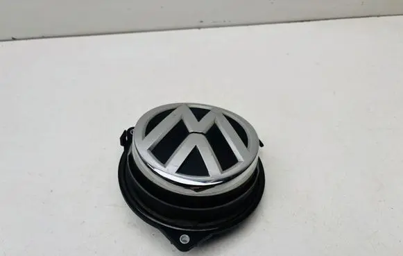Volkswagen Golf VII Tailgate/trunk/boot exterior handle 5G6827469C 6R0827469D 3AA827469B