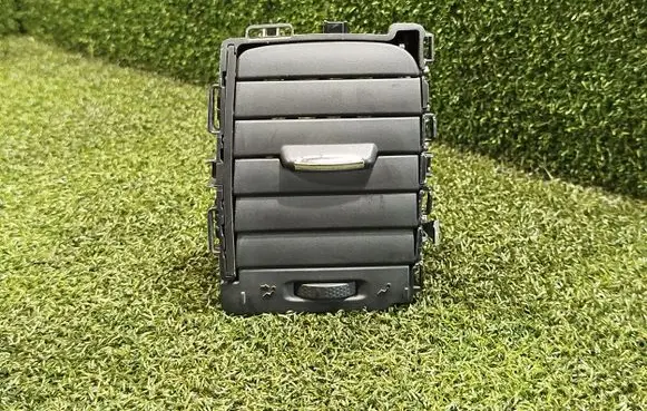 Dash center air vent grill