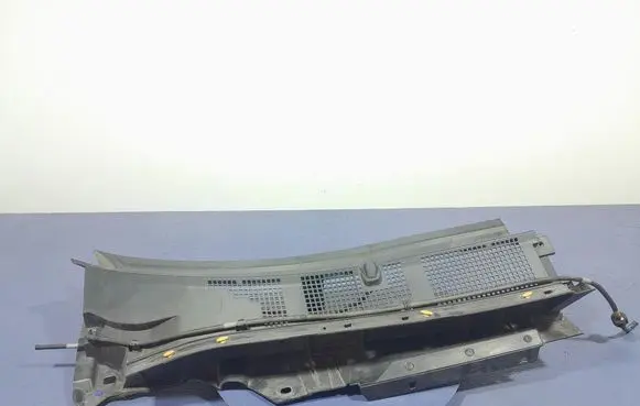 Mazda CX-5 Wiper trim K123507X1