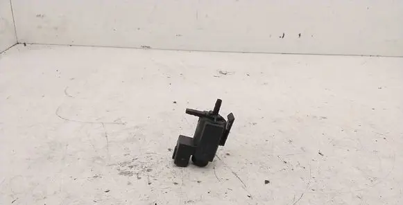 BMW 5 E60 E61 Turbo solenoid valve 72234100 1742712