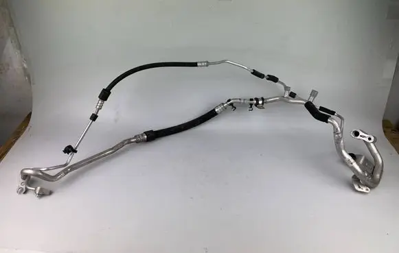 Mercedes-Benz E W213 Air conditioning (A/C) pipe/hose A2138307802