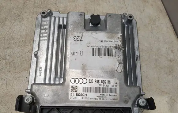 Audi A4 S4 B7 8E 8H Engine control unit/module 03G906016MH 0281014261 1039S26019