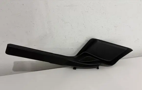 Toyota RAV 4 (XA50) Front door windshield rail 53866-42031