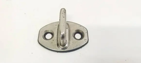 Volkswagen PASSAT B6 Front door lock loop/hook striker 3C0837767A