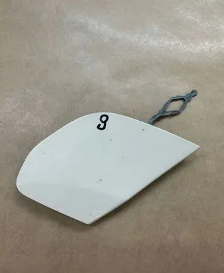 Renault Captur Front tow hook cap/cover 511802661R
