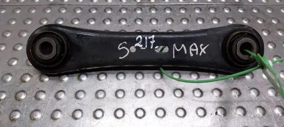 Rear control arm