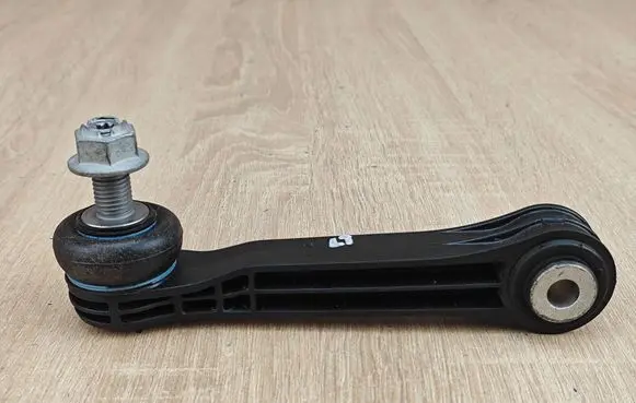 BMW 8 G16 Rear anti-roll bar/stabilizer link 6869096