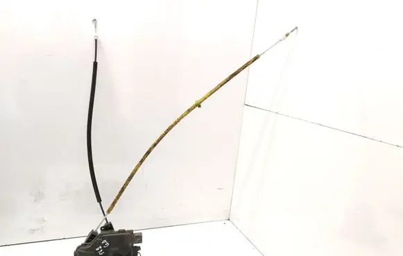 Audi A6 S6 C5 4B Rear door lock 4B0839016G