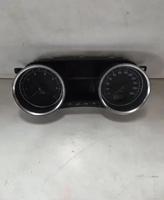 Peugeot 508 Speedometer (instrument cluster) 9800420180