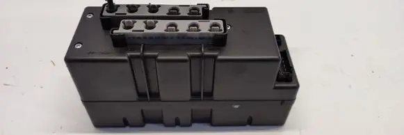 Mercedes-Benz SL AMG R230 Central locking vacuum pump A2308002415