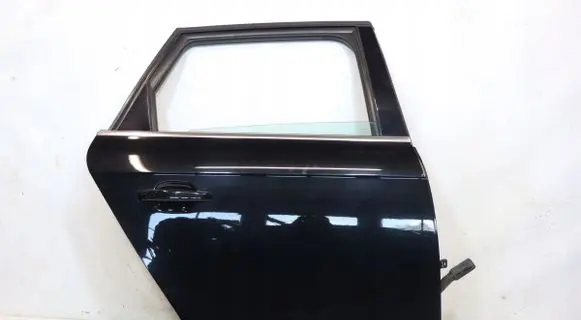 Rear door