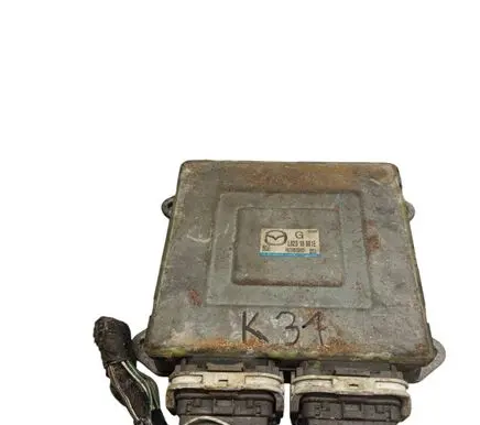 Mazda 5 Engine control unit/module L82318881E E6T53976HS1
