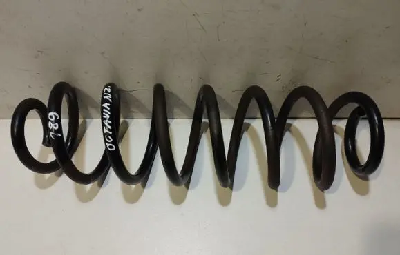 Skoda Octavia Mk2 (1Z) Rear coil spring