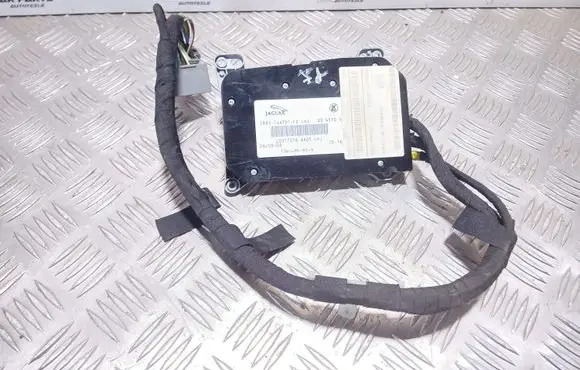 Jaguar XF X250 Seat control module 2R8314A701FD
