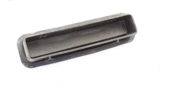 Mercedes-Benz SLC C107 Quarter panel pressure vent 1078300042