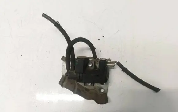 Toyota RAV 4 (XA30) Turbo solenoid valve 258190r011 25819-0r011