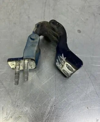 Volkswagen PASSAT B6 Tailgate/trunk/boot hinge 3C9827301D