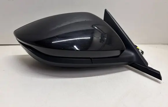 Audi Q8 e-tron Front door electric wing mirror