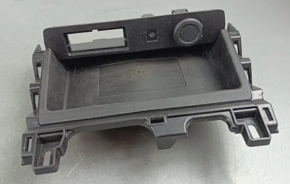 Mitsubishi Outlander IV Wireless charging module 283426RA0A WC500MNM WC500M