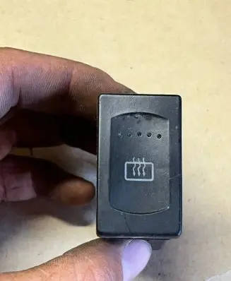 Volkswagen Sharan Windscreen/window heater switch 7M3959621 YM2118C621AAW