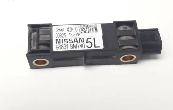 Nissan Almera Airbag deployment crash/impact sensor 0285002010 98831BM7405L