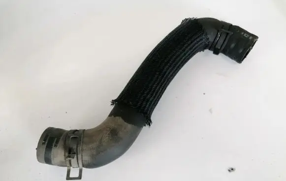 Toyota Avensis T250 Engine coolant pipe/hose