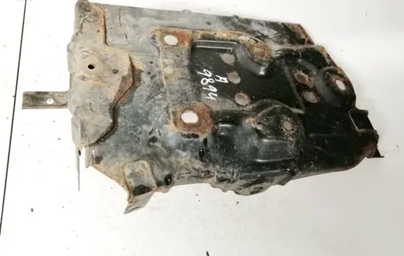 Battery bracket