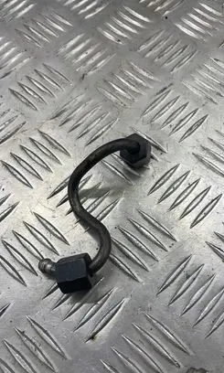 Honda CR-V Fuel injector supply line/pipe 