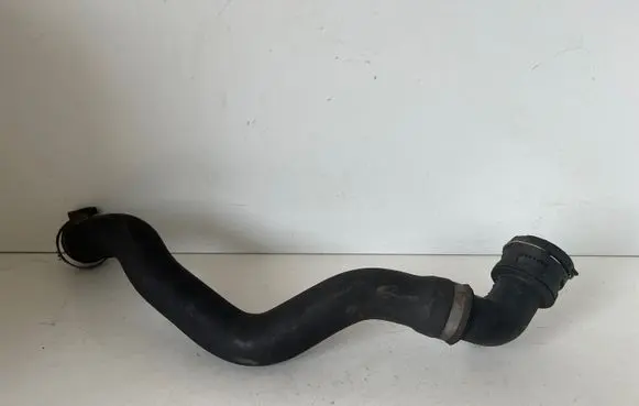 Audi Q7 4L Engine coolant pipe/hose 7L6122291M