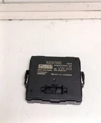Volkswagen Golf VII Other control units/modules 5QE907530E 5QE907530A A2C9763630150