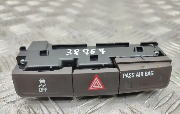 Buick Encore I Hazard light switch 95198037
